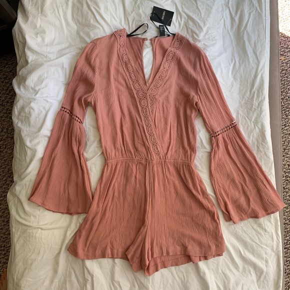 romper - Picture 1 of 1